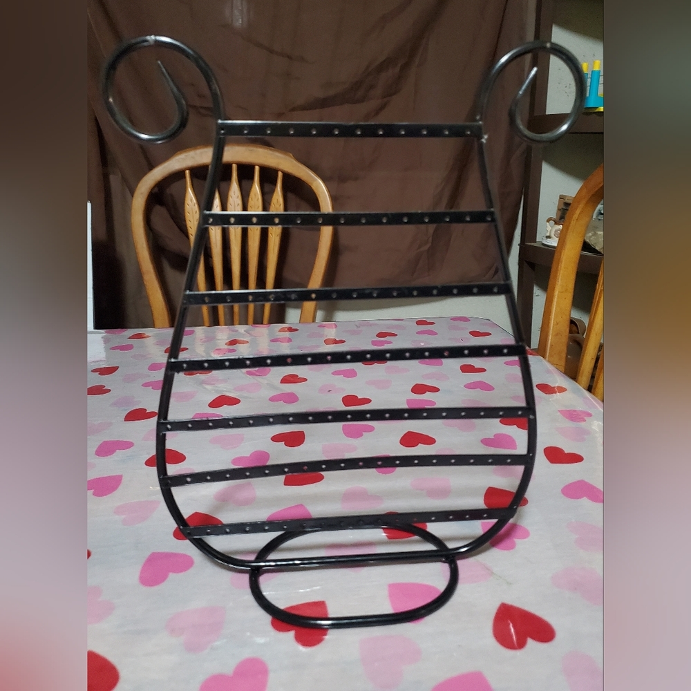 Earring holder - Picture 2 of 2